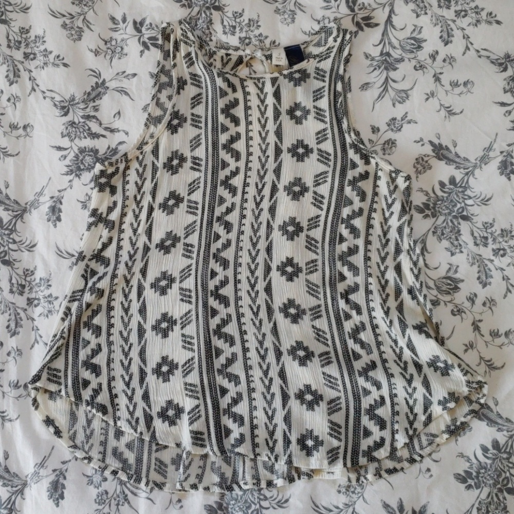 Aztec pattern tank top